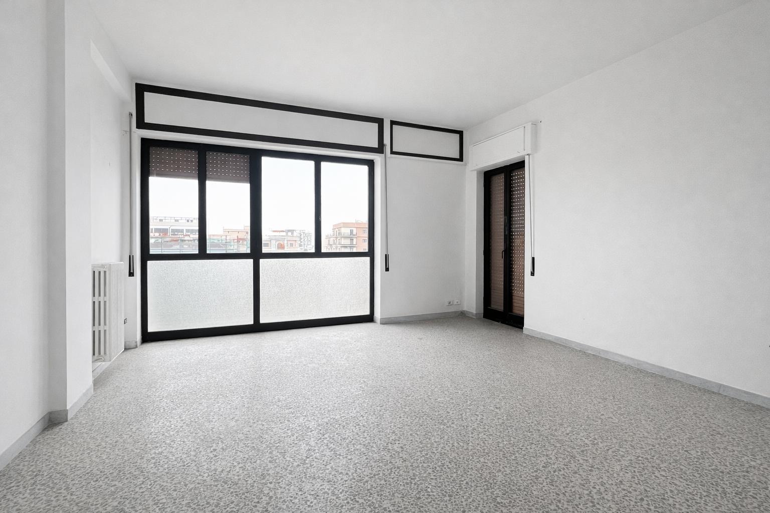 SAN PASQUALE – VIA OBERDAN 4 vani + doppi accessori